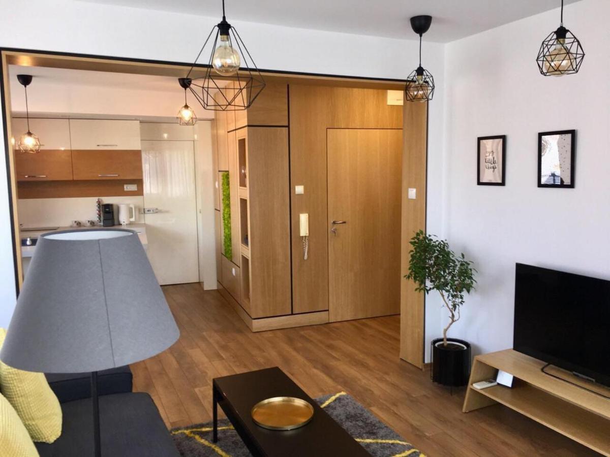 Golden View Of Plovdiv Apartment Exterior photo